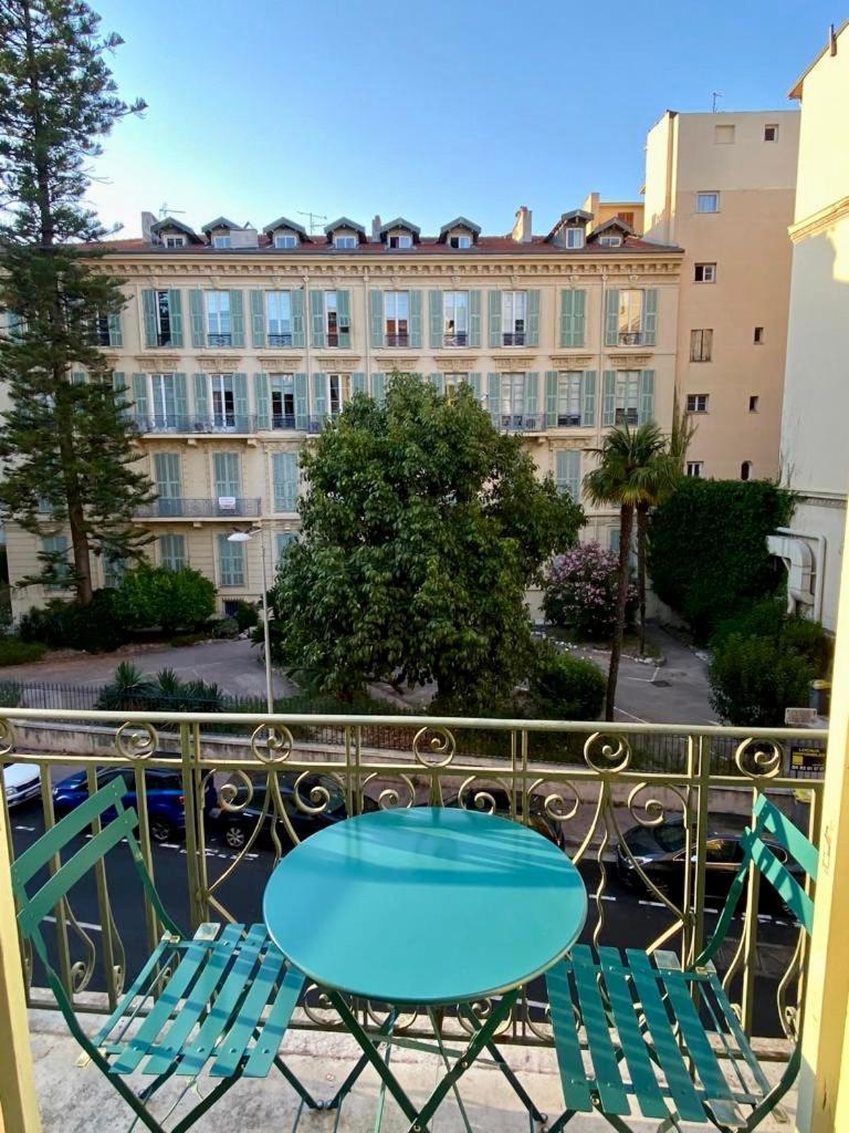 Appartement Nicois Au Coeur Du Triangle D'Or 尼斯 外观 照片