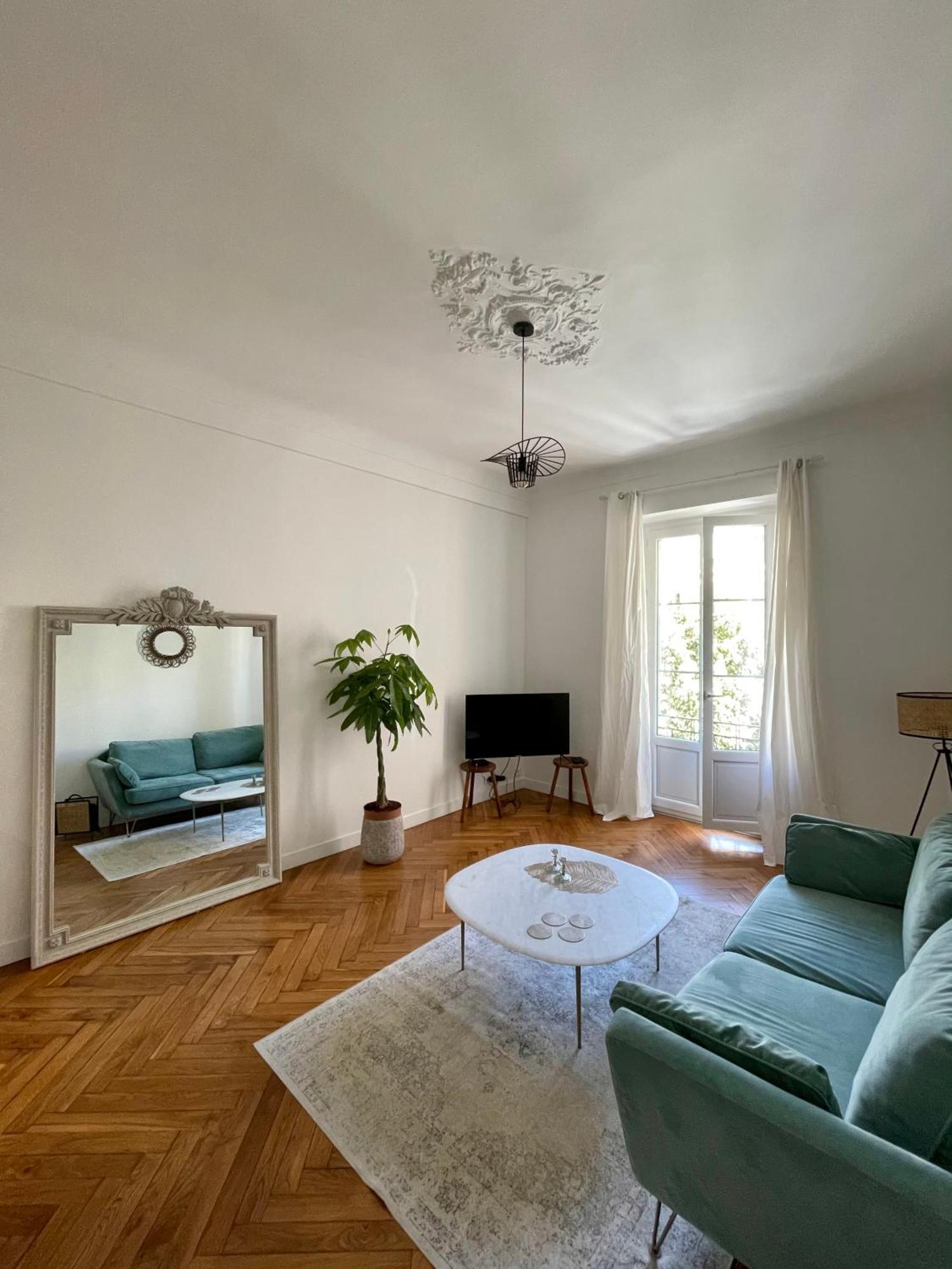 Appartement Nicois Au Coeur Du Triangle D'Or 尼斯 外观 照片