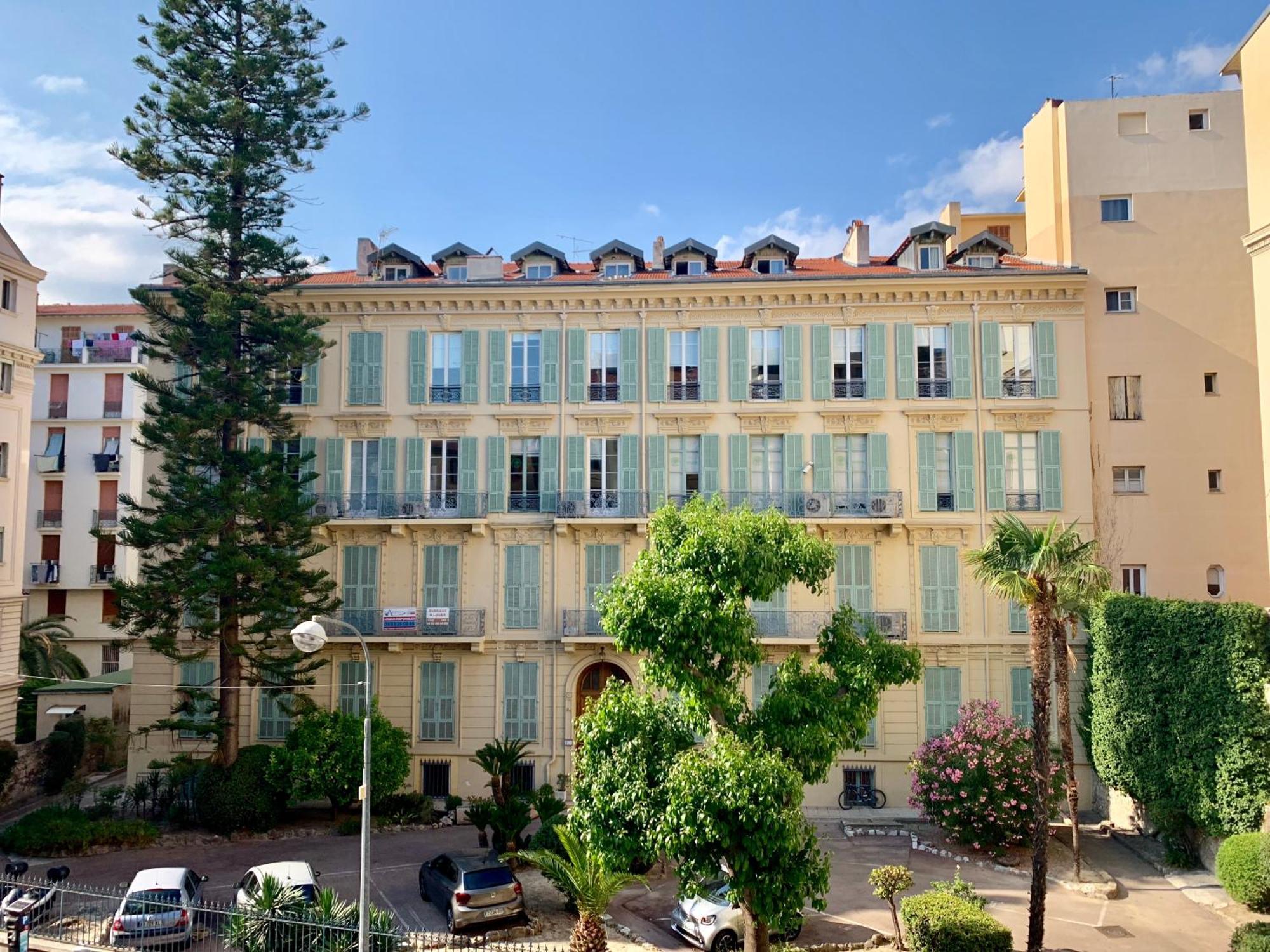 Appartement Nicois Au Coeur Du Triangle D'Or 尼斯 外观 照片